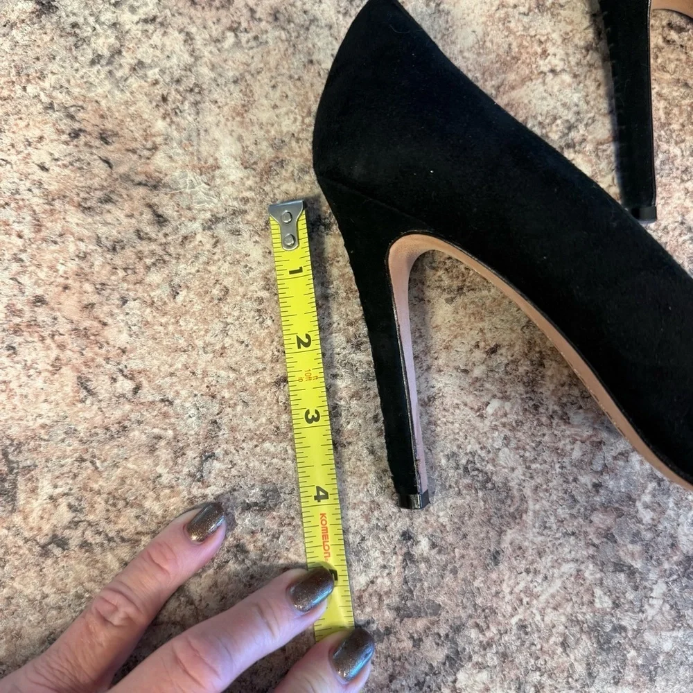 Alice + Olivia Classic Black Dina Heels